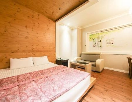 Apartment  Changwon Exterior foto